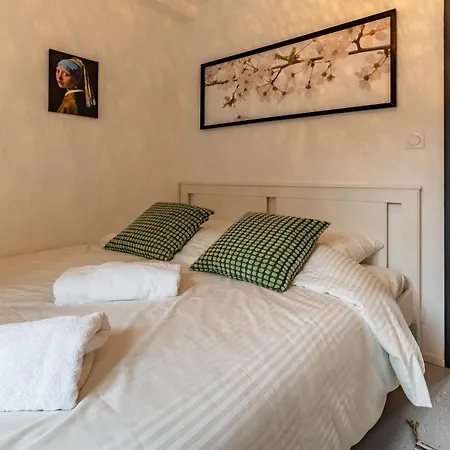 Cosy 6 Personnes - Centre Historique - Parking Gratuit * Dijon
