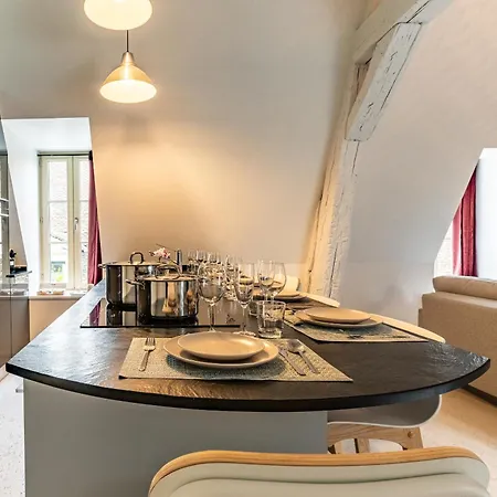 Cosy 6 Personnes - Parking Gratuit - Centre Historique アパート