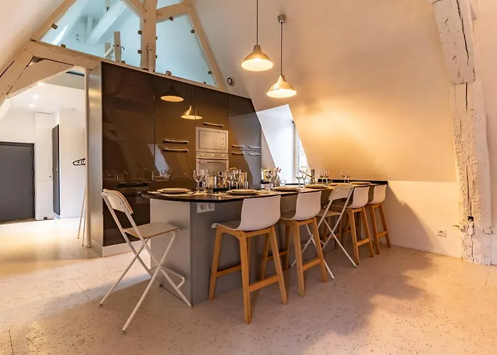 Cosy 6 Personnes - Parking Gratuit - Centre Historique ディジョン