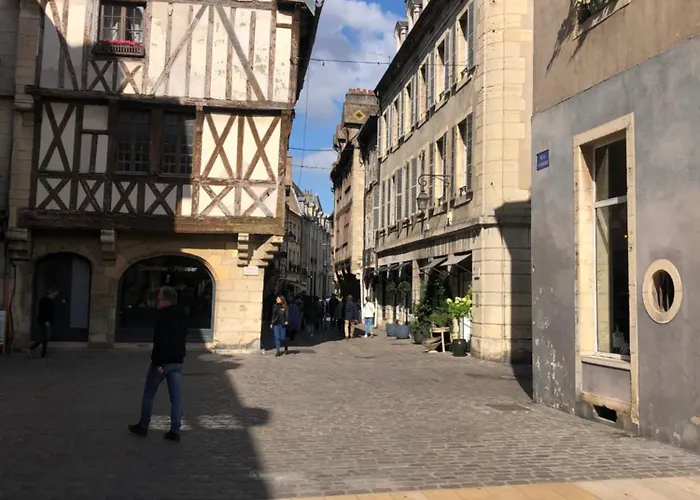 Cosy 6 Personnes - Centre Historique * Dijon